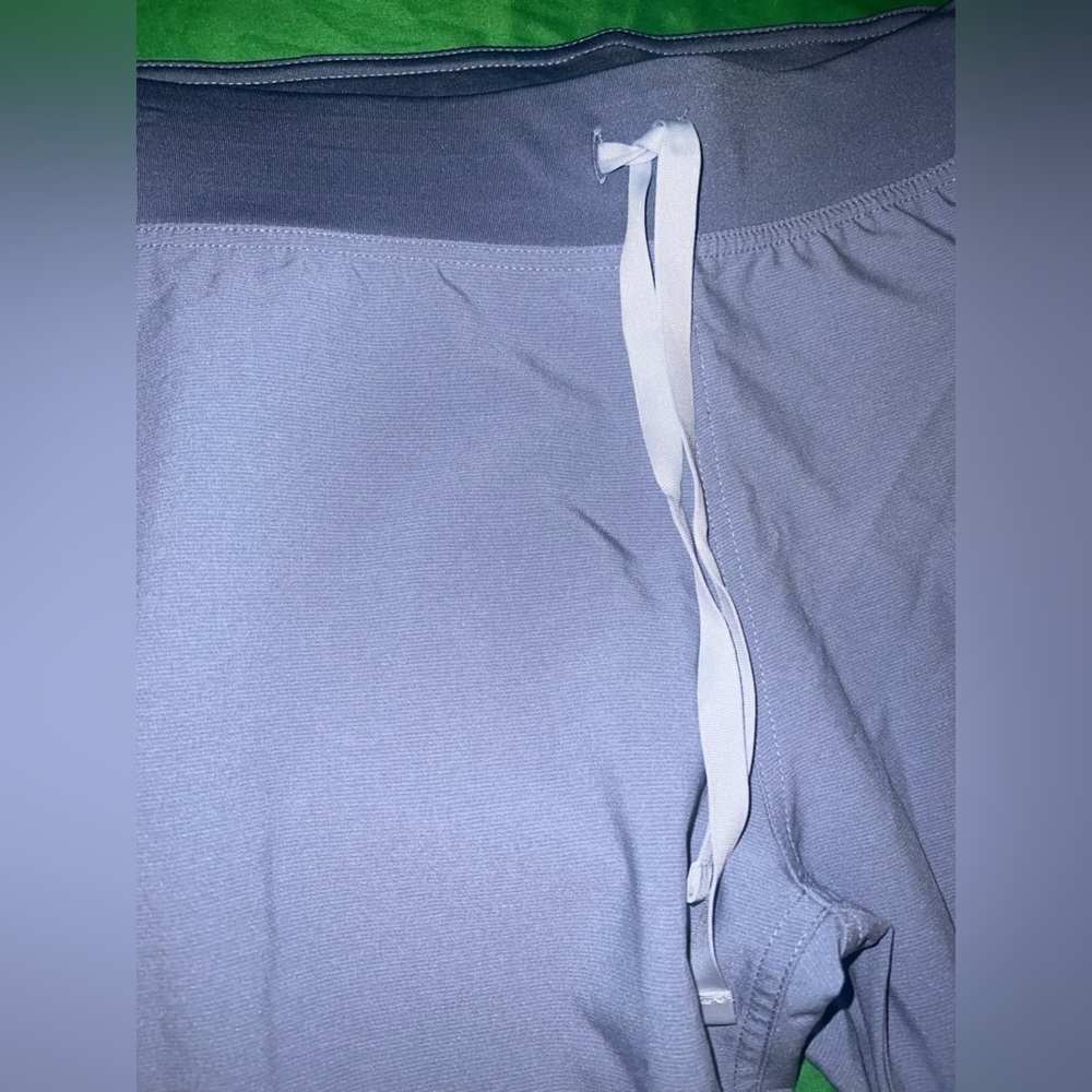 Figs Blue/ Gray Scrubs Joggers with Drawstring size Medium - Picture 5 of 6